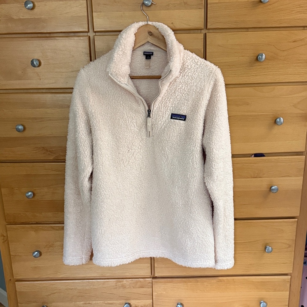 Patagonia Women's Off-White Teddy Jacket